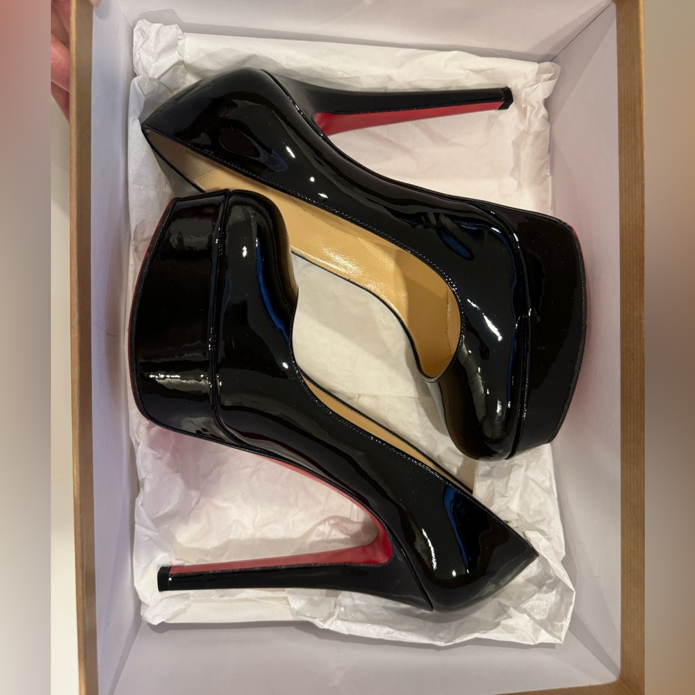 *SOLD ON ANOTHER SITE* Christian Louboutin Black Patent Leather Platform Heel